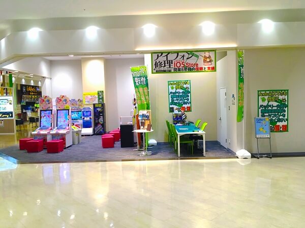 iPhone修理 105store テラスウォーク一宮店の店内の様子の写真